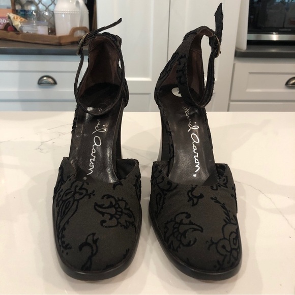 Vintage David Aaron Womens Black Mary Jane Ankle Strap Block Heels Sz 7 Spain - Picture 3 of 14